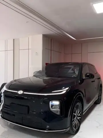Changan Qiyuan Q07 2025 — миниатюра 2