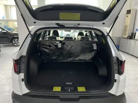 Hyundai Tucson L 2026 — миниатюра 8