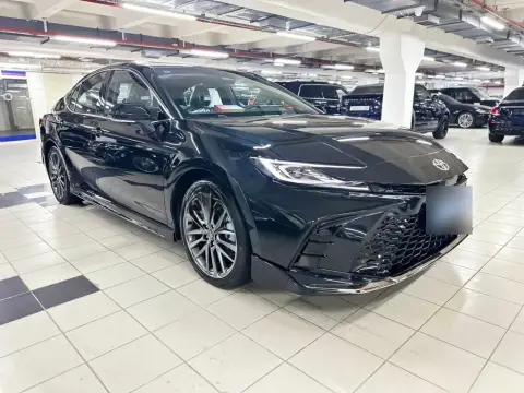 Toyota Camry 2026 — миниатюра 3