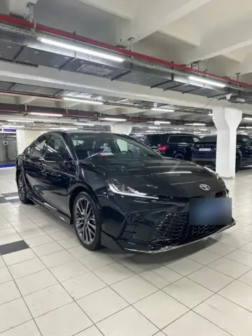 Toyota Camry 2026 — миниатюра 4