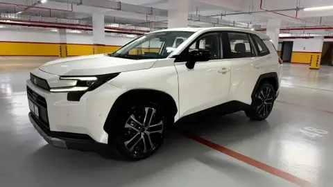 Toyota RAV4 2026 — миниатюра 3