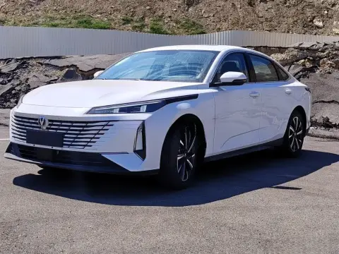Changan Eado 2025 — миниатюра 2