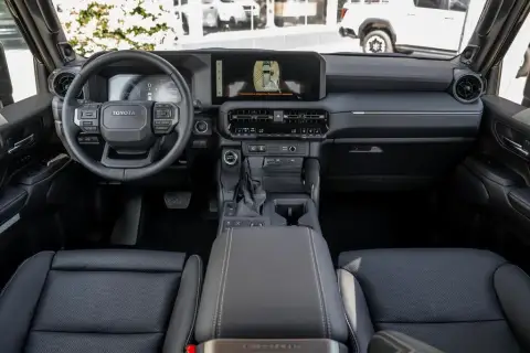 Toyota Land Cruiser Prado 2026 — миниатюра 8