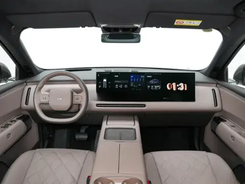 Li Auto L9 2026 — миниатюра 8