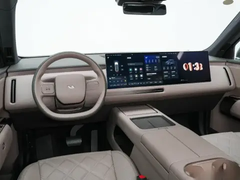 Li Auto L9 2026 — миниатюра 10