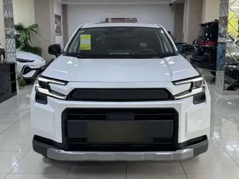 Toyota RAV4 2026 — миниатюра 1