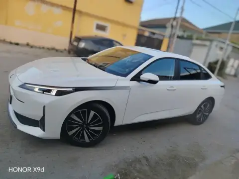 Changan Qiyuan A05 2025 — миниатюра 8