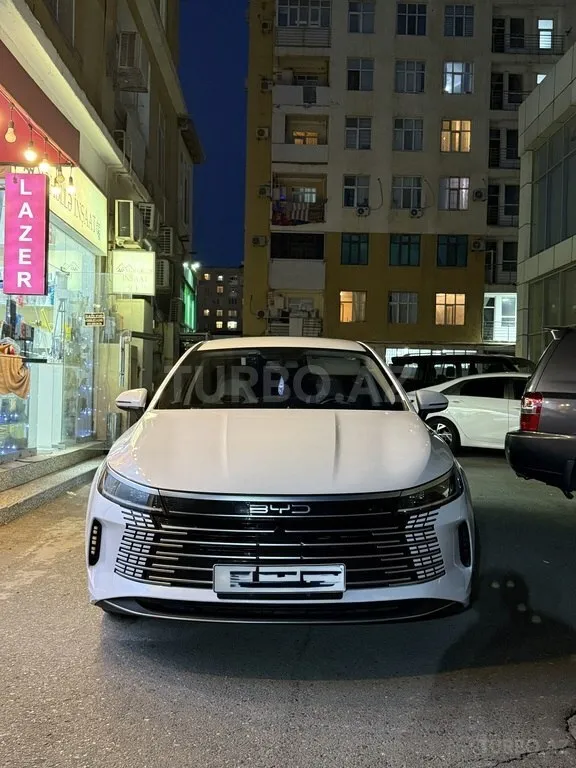 BYD Destroyer 05 2025 — фото 1 из 10