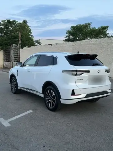 Changan Qiyuan Q05 2025 — миниатюра 6