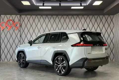 Toyota RAV4 2026 — миниатюра 4