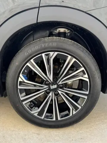 Geely Galaxy Starship 7 2025 — миниатюра 9