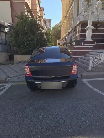 Chevrolet Cobalt 2026 — миниатюра 2