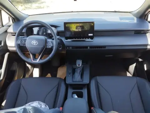 Toyota Corolla Cross 2026 — миниатюра 7