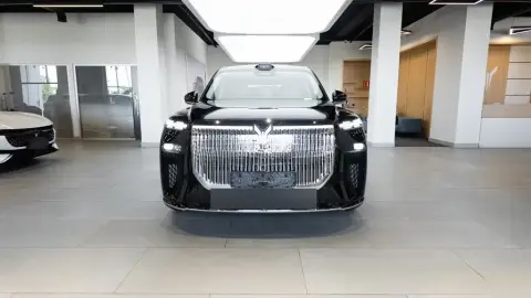 Voyah Taishan 2026 — миниатюра 2