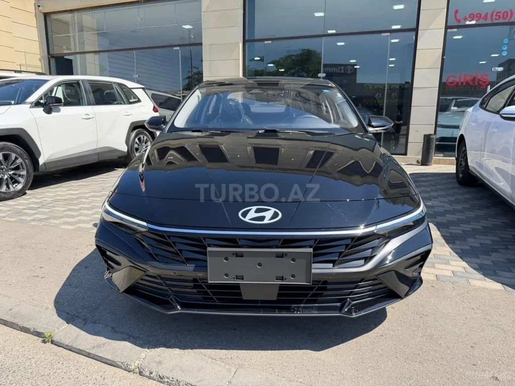 Hyundai Elantra 2026 — фото 1 из 10
