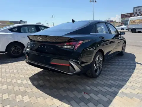 Hyundai Elantra 2026 — миниатюра 7