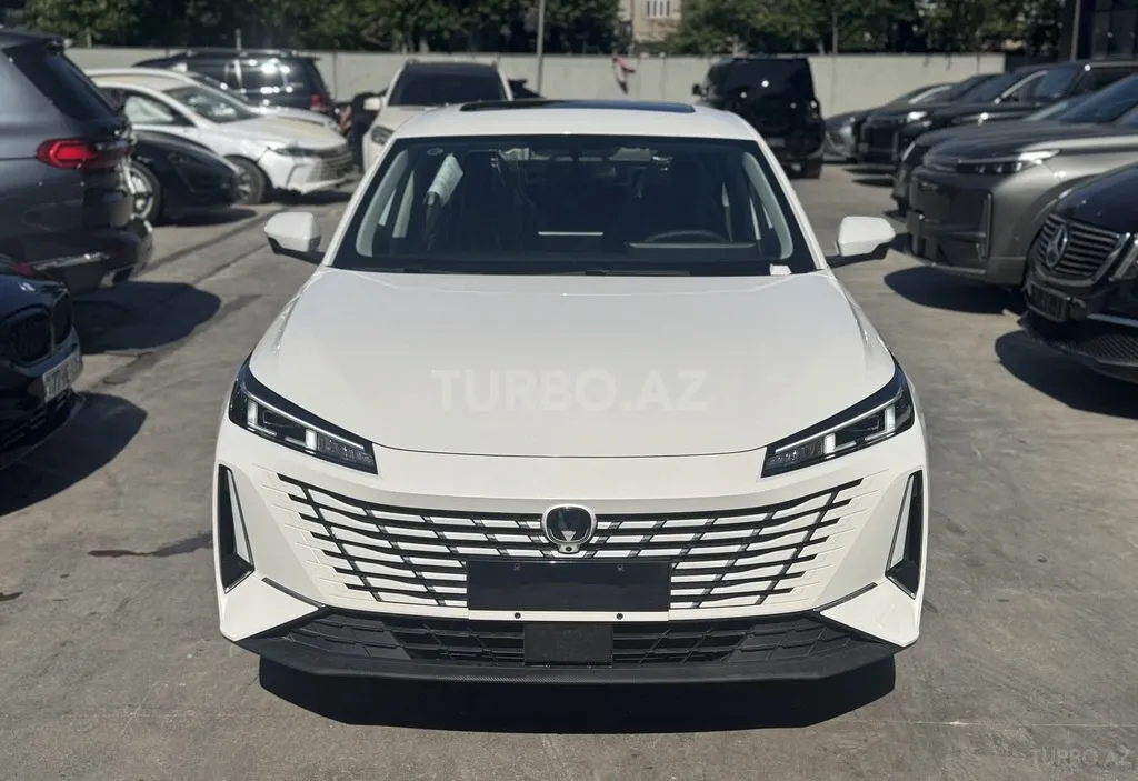 Changan Eado 2025 — фото 1 из 10