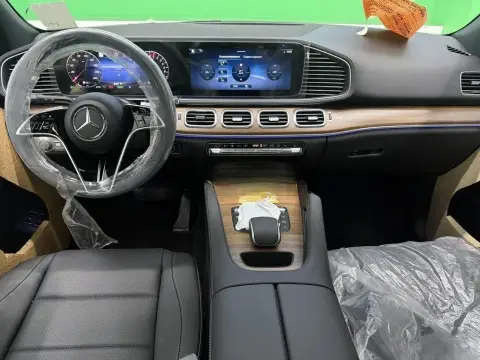 Mercedes-Benz GLE 450 e 4MATIC 2025 — миниатюра 9