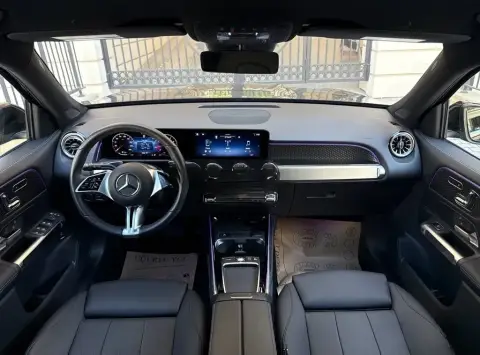 Mercedes-Benz GLB 250 4MATIC 2025 — миниатюра 9