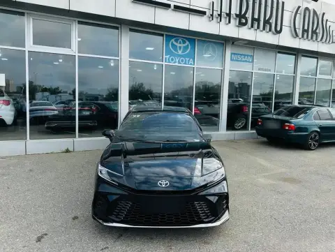 Toyota Camry 2026 — миниатюра 2
