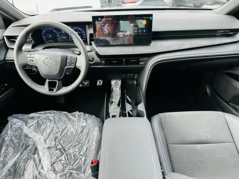 Toyota Camry 2026 — миниатюра 8