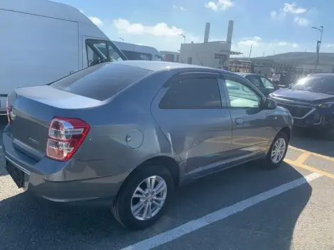 Chevrolet Cobalt 2026 — миниатюра 5