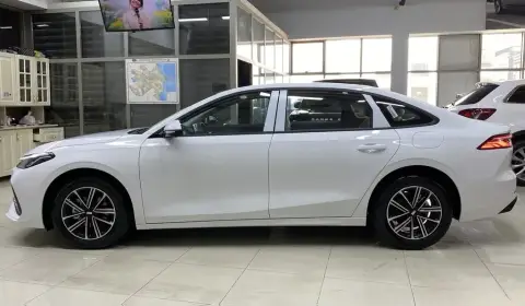 Geely Galaxy A7 2025 — миниатюра 7