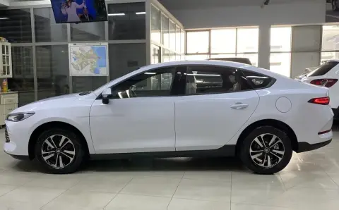 BYD Qin Plus 2025 — миниатюра 7