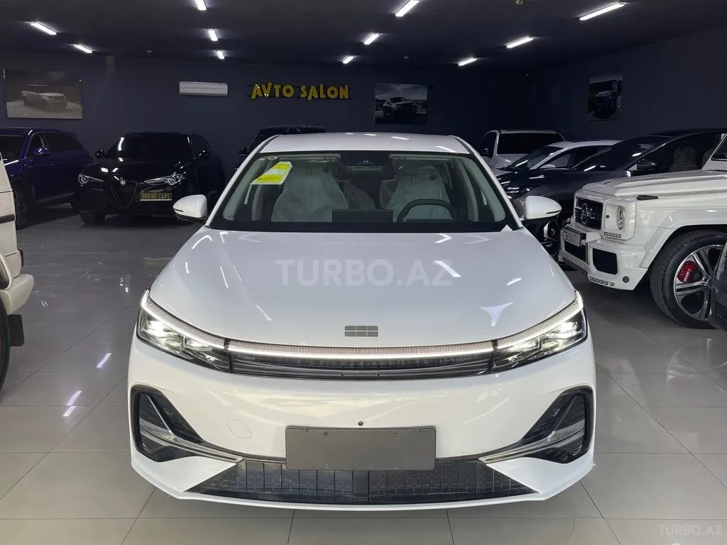 Geely Galaxy A7 2025 — фото 1 из 10
