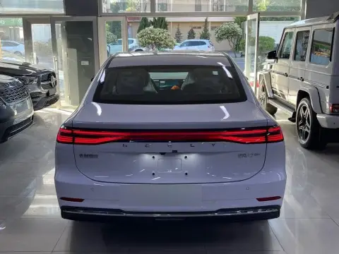 Geely Galaxy A7 2025 — миниатюра 8