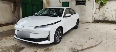 Changan Qiyuan A05 2025 — миниатюра 3