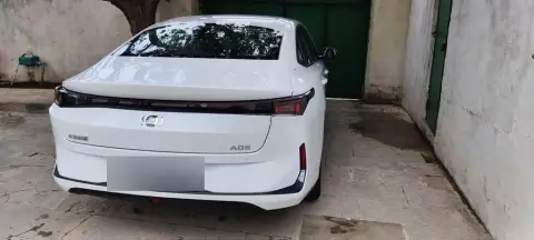 Changan Qiyuan A05 2025 — миниатюра 7