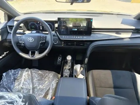 Toyota Camry 2026 — миниатюра 7