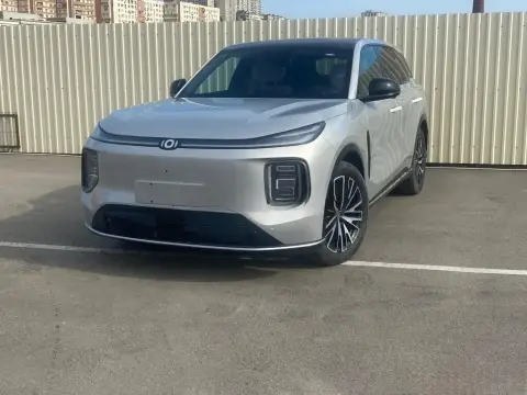 Changan Qiyuan Q07 2025 — миниатюра 1