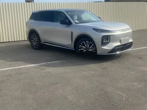 Changan Qiyuan Q07 2025 — миниатюра 2