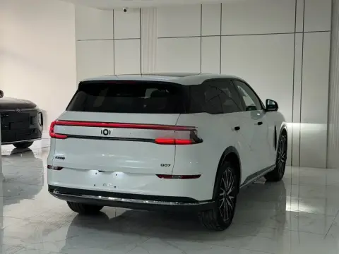 Changan Qiyuan Q07 2025 — миниатюра 5