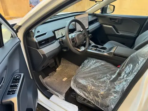 Toyota RAV4 2026 — миниатюра 7