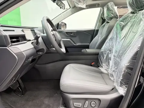 Toyota RAV4 2026 — миниатюра 8