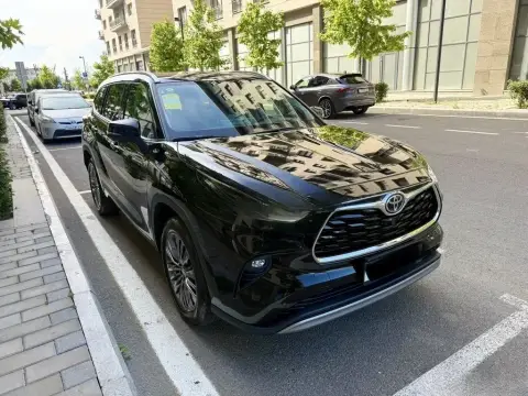 Toyota Highlander 2026 — миниатюра 1