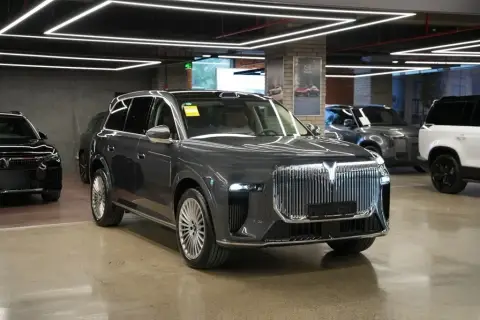 Voyah Taishan 2026 — миниатюра 2
