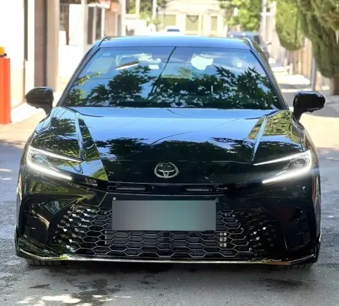 Toyota Camry 2026 — миниатюра 8