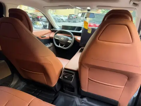 Changan Qiyuan A05 2025 — миниатюра 7