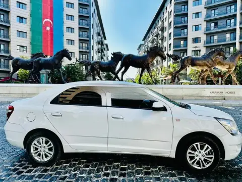 Chevrolet Cobalt 2025 — миниатюра 7