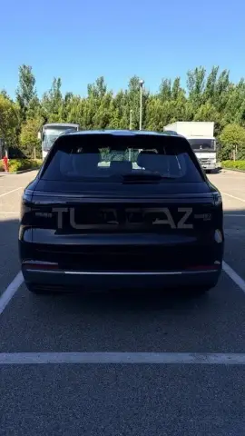 Geely Galaxy Starship 7 2025 — миниатюра 10