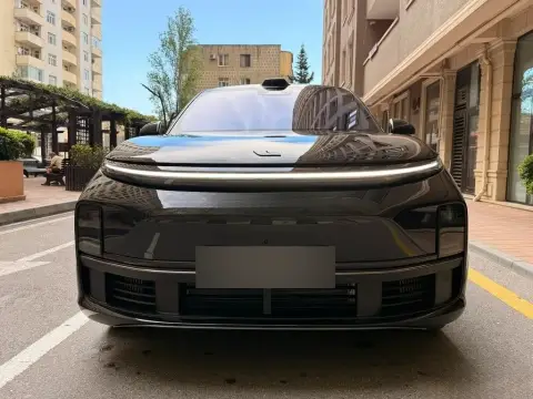 Li Auto L7 2025 — миниатюра 1