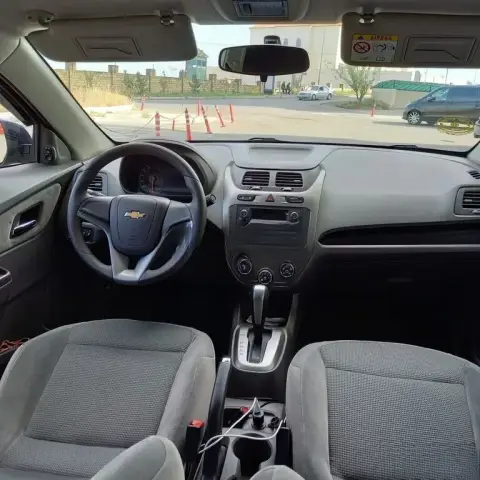 Chevrolet Cobalt 2026 — миниатюра 8