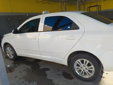 Chevrolet Cobalt 2025 — миниатюра 7
