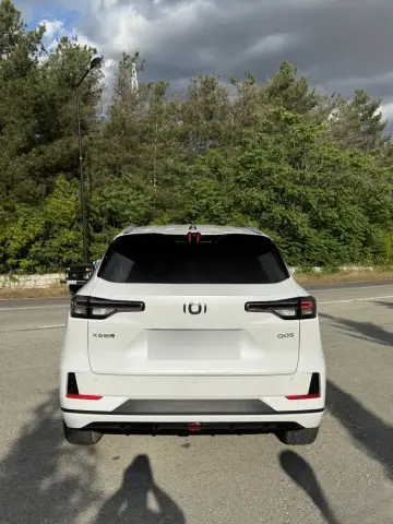 Changan Qiyuan Q05 2025 — миниатюра 2