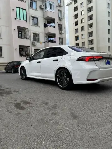 Toyota Corolla 2025 — миниатюра 8