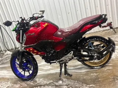 Yamaha FZ-S FI Deluxe 2025 — миниатюра 8